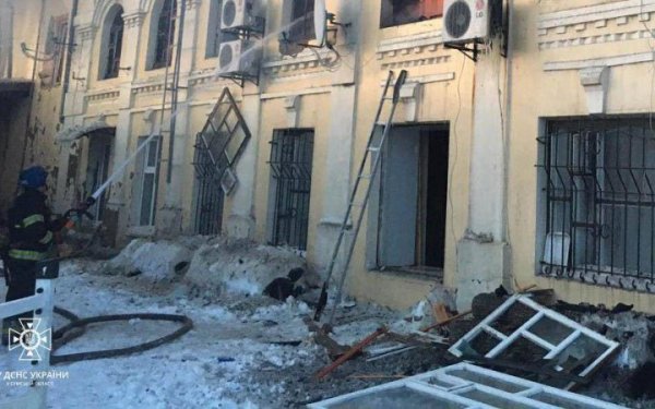 Росіяни били сьогодні по Сумській області 26 разів
Росіяни били сьогодні по Сумській області 26 разів