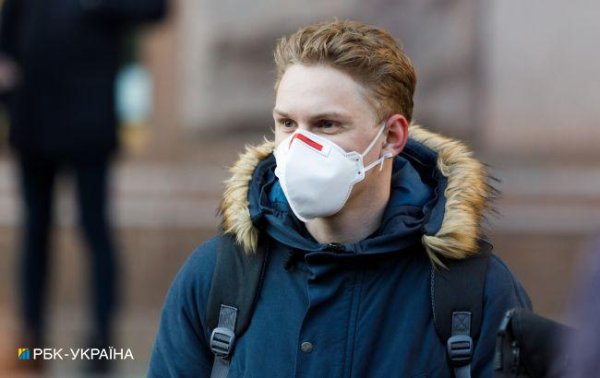 В Минздраве рассказали, когда и кому нужно носить медицинскую маску
В Минздраве рассказали, когда и кому нужно носить медицинскую маску