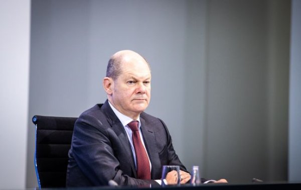 Шольц призвал страны ЕС усилить помощь Украине, чтобы мир наступил быстрее
Шольц призвал страны ЕС усилить помощь Украине, чтобы мир наступил быстрее