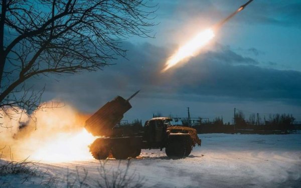 Ворог безуспішно намагається прорвати оборону ЗСУ на півдні та сході України, — Генштаб
Ворог безуспішно намагається прорвати оборону ЗСУ на півдні та сході України, — Генштаб