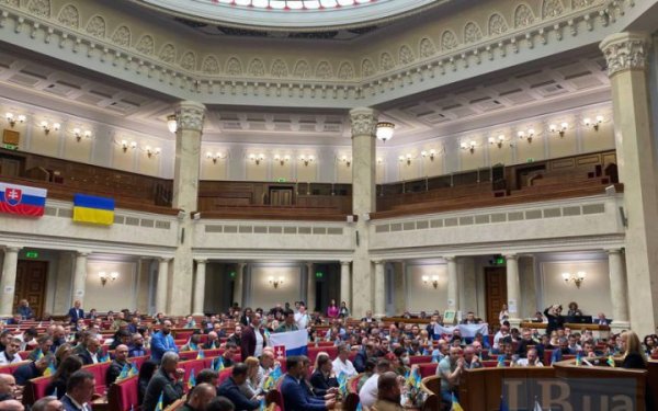 Організації громадянського суспільства розкритикували законопроєкт про лобіювання: загрожує демократії і свободі
Організації громадянського суспільства розкритикували законопроєкт про лобіювання: загрожує демократії і свободі