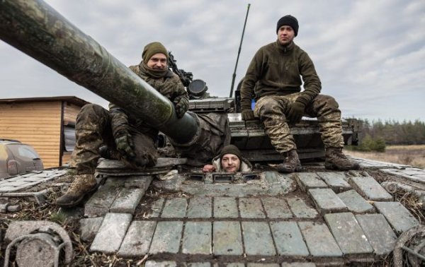 Россия может планировать большое наступление на лето 2024 года, - FT
Россия может планировать большое наступление на лето 2024 года, - FT