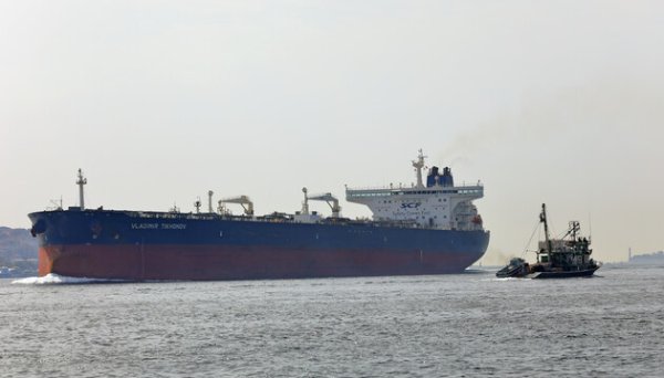 Доходи Росії від експорту нафти впали до піврічного мінімуму Доходи Росії від експорту нафти впали до піврічного мінімуму