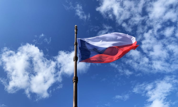 Украинцам рассказали, как продлить временную защиту в Чехии
Украинцам рассказали, как продлить временную защиту в Чехии
