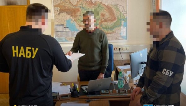 Двох ексдепутатів Одеської облради підозрюють у привласненні 32 барж Дунайського пароплавства Двох ексдепутатів Одеської облради підозрюють у привласненні 32 барж Дунайського пароплавства