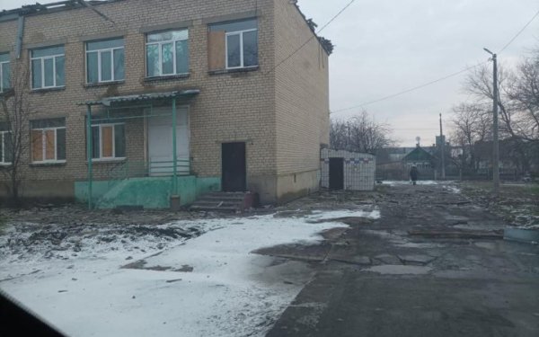 На Донеччині одна людина загинула і одна поранена внаслідок ворожого обстрілу
На Донеччині одна людина загинула і одна поранена внаслідок ворожого обстрілу