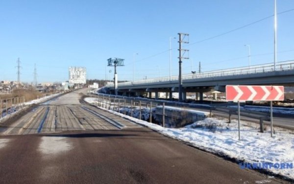 На Київщині частково відновили рух Гостомельським мостом
На Київщині частково відновили рух Гостомельським мостом