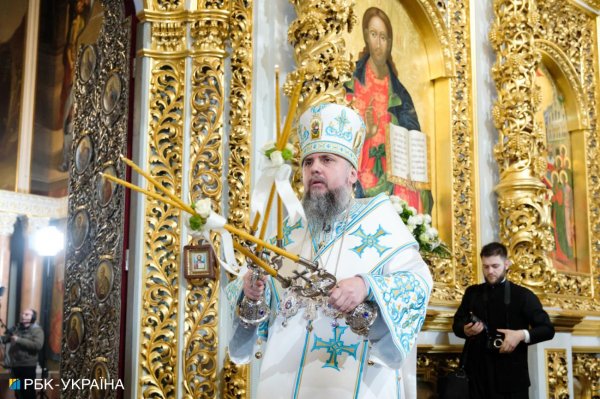 Не Сочельник, а Крещение: как новый церковный календарь изменил зимние праздники
Не Сочельник, а Крещение: как новый церковный календарь изменил зимние праздники