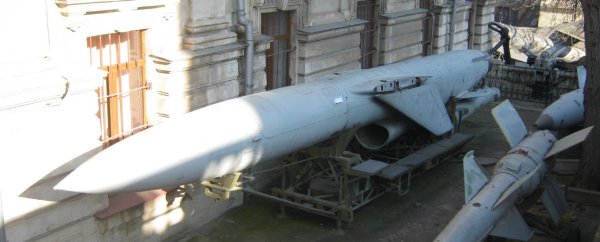 Россия запустила по Украине редкую 4-тонную ракету 60-х годов, - СМИ
Россия запустила по Украине редкую 4-тонную ракету 60-х годов, - СМИ