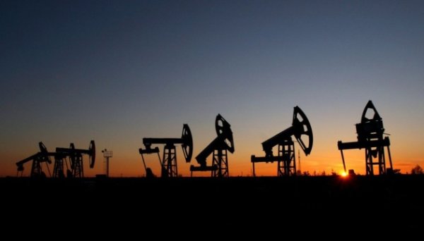 Ціни на нафту знижуються після відновлення видобутку у Лівії Ціни на нафту знижуються після відновлення видобутку у Лівії