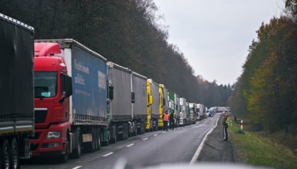 Україна очікує від Польщі відповіді щодо законодавчого врегулювання протестів на кордоні - експерт Україна очікує від Польщі відповіді щодо законодавчого врегулювання протестів на кордоні - експерт