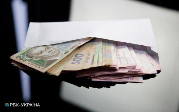 Сколько в Украине получают работающие пенсионеры: свежие данные ПФУ
Сколько в Украине получают работающие пенсионеры: свежие данные ПФУ