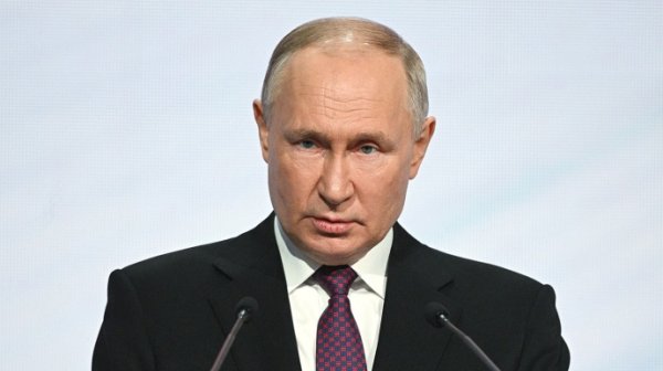 Путин в поздравлении с Днем защитника отечества похвастал обновленным ядерным оружием Путин в поздравлении с Днем защитника отечества похвастал обновленным ядерным оружием