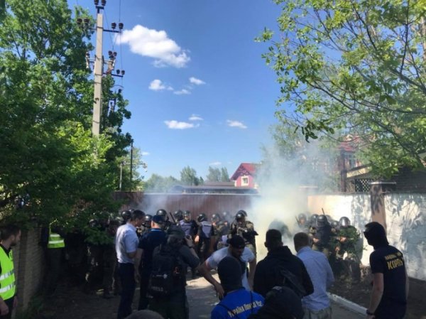 Националисты пришли к Левочкину Националисты пришли к Левочкину