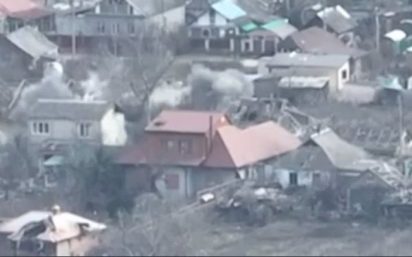 Сили спецоперацій знищили російський КСП і склад з боєкомплектом на Херсонщині
Сили спецоперацій знищили російський КСП і склад з боєкомплектом на Херсонщині