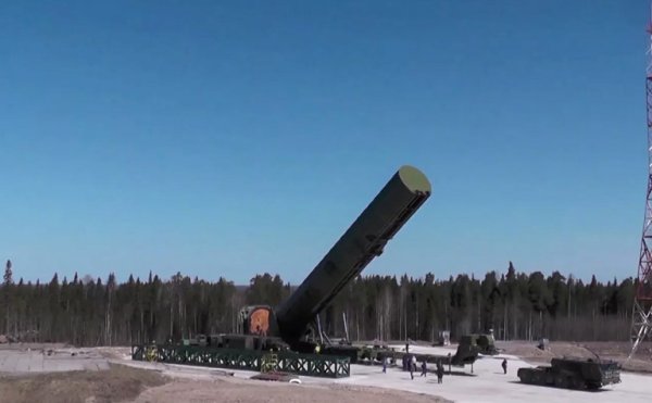"Сармат", "Циркон" та "Буревісник". Що відомо про "аналоговнєтну" зброю Путіна
"Сармат", "Циркон" та "Буревісник". Що відомо про "аналоговнєтну" зброю Путіна