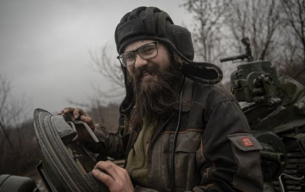 Почти 1100 оккупантов и 3 самолета. Генштаб назвал потери РФ за сутки
Почти 1100 оккупантов и 3 самолета. Генштаб назвал потери РФ за сутки