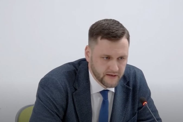 Кабмин назначил Павлущика новым руководителем НАПК
Кабмин назначил Павлущика новым руководителем НАПК