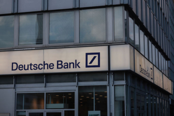 Deutsche Bank уволит 3500 работников
Deutsche Bank уволит 3500 работников