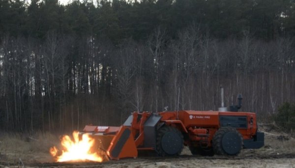 В Україні створили вже третю модель машини для розмінування В Україні створили вже третю модель машини для розмінування