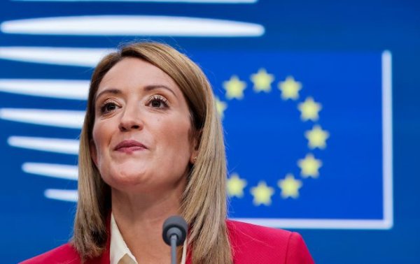 Європарламент схвалив передачу Україні 50 млрд євро допомоги
Європарламент схвалив передачу Україні 50 млрд євро допомоги