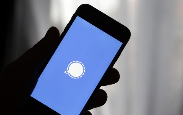 Месенджер Signal дозволить користувачам приховувати свій номер телефону
Месенджер Signal дозволить користувачам приховувати свій номер телефону