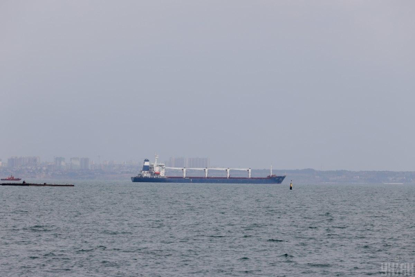 Україна вперше відправила морським коридором гуманітарне зерно Україна вперше відправила морським коридором гуманітарне зерно