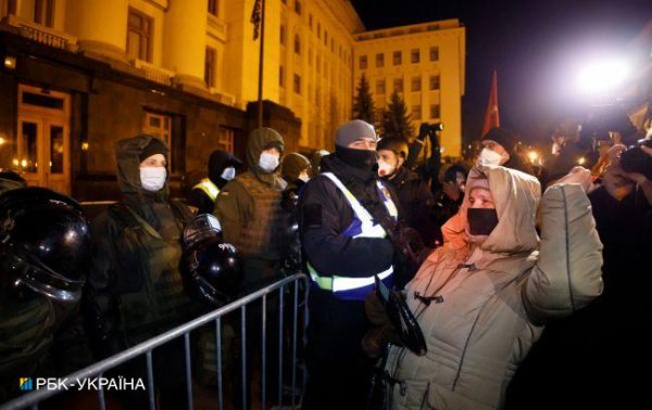 Досягне кульмінації у березні-травні. СБУ розкрила деталі нової російської ІПСО "Майдан-3"
Досягне кульмінації у березні-травні. СБУ розкрила деталі нової російської ІПСО "Майдан-3"