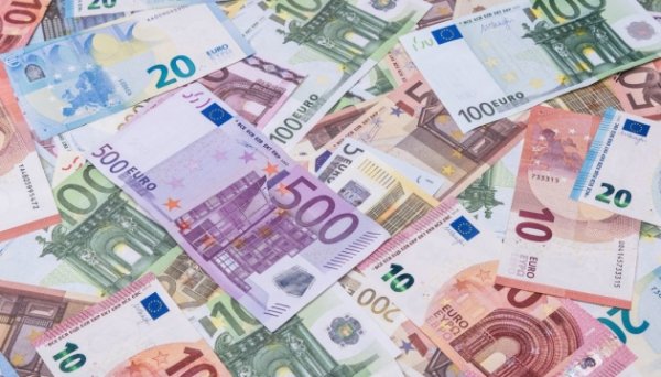 Нідерланди з початку війни надали Україні прямої бюджетної допомоги на €300 мільйонів Нідерланди з початку війни надали Україні прямої бюджетної допомоги на €300 мільйонів