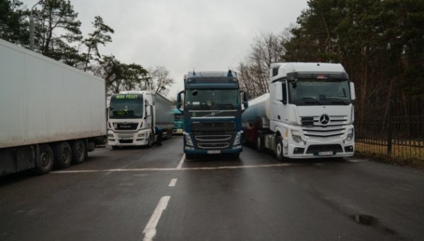 В уряді заявили, що Україна вживає всіх заходів для запобігання протестам на кордоні з Польщею В уряді заявили, що Україна вживає всіх заходів для запобігання протестам на кордоні з Польщею