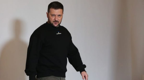 Аудит армии, законодательство, политическое будущее: Зеленский провел встречу со "слугами народа" Аудит армии, законодательство, политическое будущее: Зеленский провел встречу со "слугами народа"