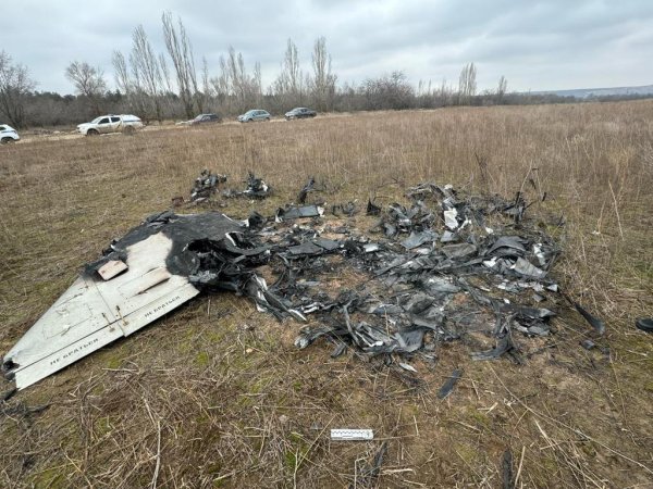 Поліцейські вибухотехніки знешкодили збиті російських безпілотники
Поліцейські вибухотехніки знешкодили збиті російських безпілотники
