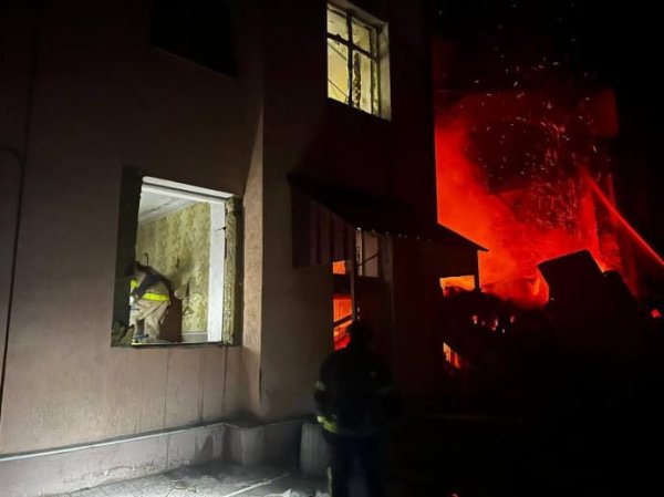 Россияне ударили ракетами по Краматорску и Славянску: есть погибшая, под завалами люди Россияне ударили ракетами по Краматорску и Славянску: есть погибшая, под завалами люди