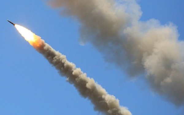 Британська розвідка припустила, як РФ могла запустити по Україні ракету "Циркон"
Британська розвідка припустила, як РФ могла запустити по Україні ракету "Циркон"