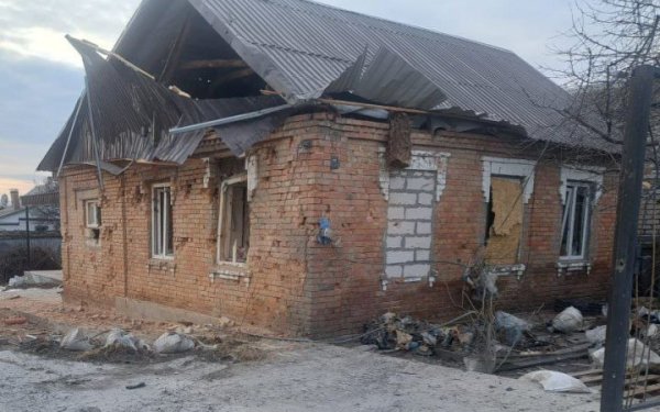 Ворог вдень бив по Нікопольщині дронами-камікадзе та артилерією, пошкоджені приватні будинки
Ворог вдень бив по Нікопольщині дронами-камікадзе та артилерією, пошкоджені приватні будинки