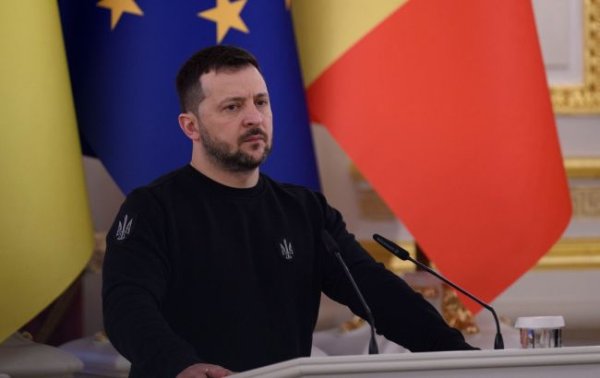 Зеленський натякнув, що російський А-50 збили українською зброєю
Зеленський натякнув, що російський А-50 збили українською зброєю