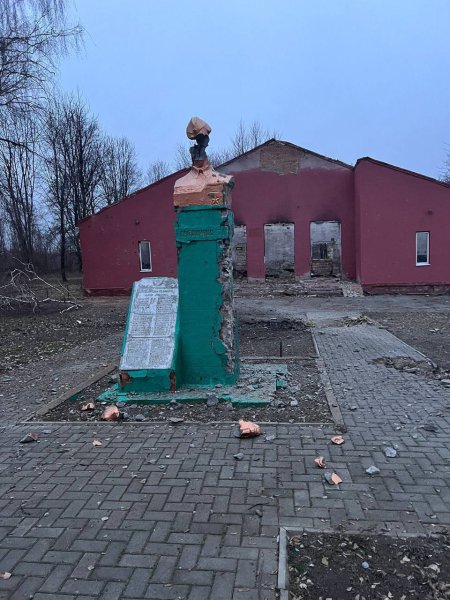 У Куп'янську з-під завалів дістали тіло ще одного чоловіка, кількість жертв збільшилася
У Куп'янську з-під завалів дістали тіло ще одного чоловіка, кількість жертв збільшилася