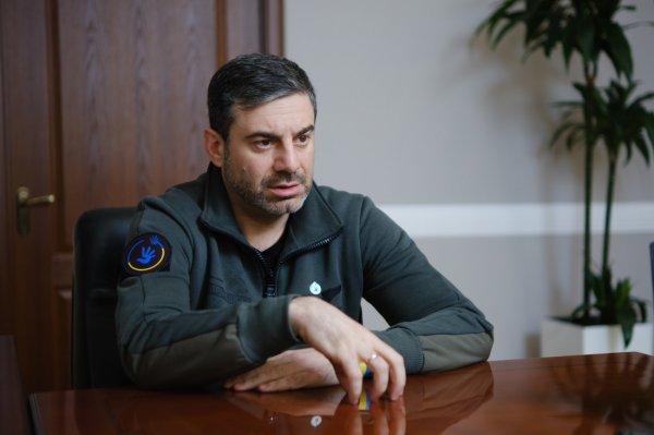Ближній бій. Чому почастішали розстріли українських полонених з боку РФ та хто відповість за геноцид
Ближній бій. Чому почастішали розстріли українських полонених з боку РФ та хто відповість за геноцид