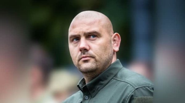Атака ракет и "Шахедов" на Днепр: 4 пострадавших, повреждены дома и авто Атака ракет и "Шахедов" на Днепр: 4 пострадавших, повреждены дома и авто