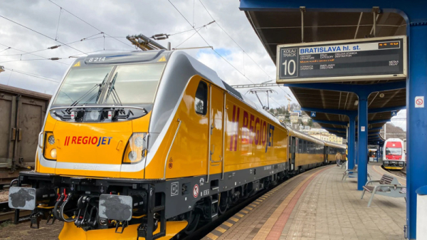 Чешский RegioJet запускает новый поезд в Украину
Чешский RegioJet запускает новый поезд в Украину