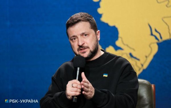 Ситуація на фронті, будівництво оборонних рубежів й не тільки. Зеленський провів Ставку
Ситуація на фронті, будівництво оборонних рубежів й не тільки. Зеленський провів Ставку