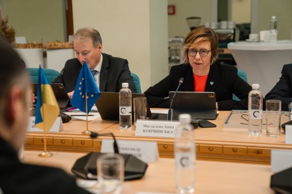 Україна і Єврокомісія вперше за 5 років провели зустріч у межах Транспортного діалогу Україна і Єврокомісія вперше за 5 років провели зустріч у межах Транспортного діалогу