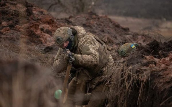 Ворог продовжує штурмувати позиції ЗСУ на лівому березі Херсонщини: за добу три атаки
Ворог продовжує штурмувати позиції ЗСУ на лівому березі Херсонщини: за добу три атаки