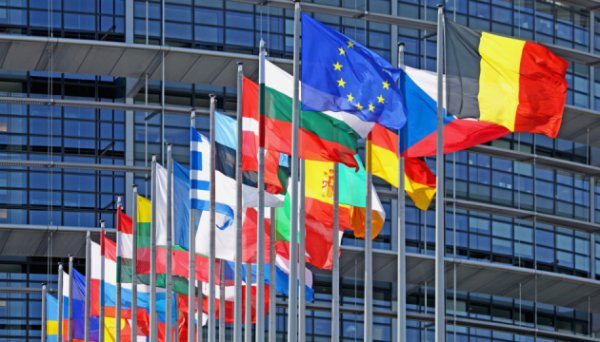 Рада ЄС схвалила виділення Україні €50 мільярдів - Мінфін Рада ЄС схвалила виділення Україні €50 мільярдів - Мінфін