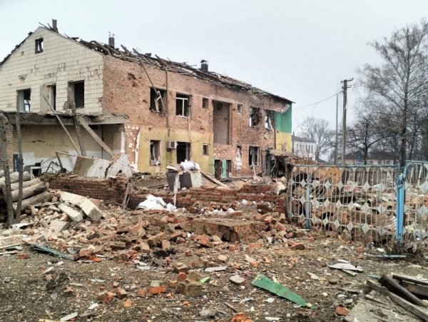 
Сумщина під ударом. Як росіяни знищують бомбами прикордоння та що буде з місцевими 