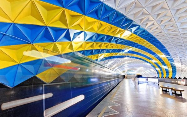 У Харкові запустили метро
У Харкові запустили метро