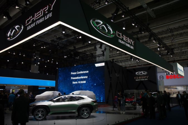 Италия ведет переговоры с китайской Chery о запуске завода по производству авто — Reuters
Италия ведет переговоры с китайской Chery о запуске завода по производству авто — Reuters
