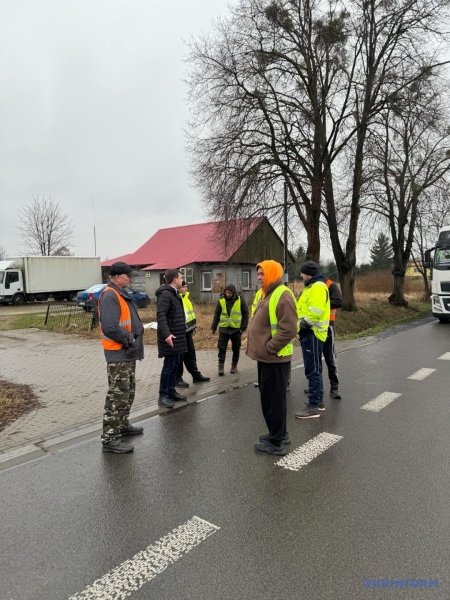 Українські водії в Польщі проявляють надзвичайну витримку і виваженість - генконсул Українські водії в Польщі проявляють надзвичайну витримку і виваженість - генконсул