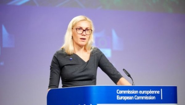 ЄС посилює тиск на імпортерів російського СПГ, щоб скоротити закупівлі - єврокомісар ЄС посилює тиск на імпортерів російського СПГ, щоб скоротити закупівлі - єврокомісар