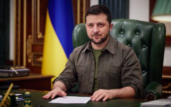 Зеленський видав указ про демобілізацію строковиків
Зеленський видав указ про демобілізацію строковиків